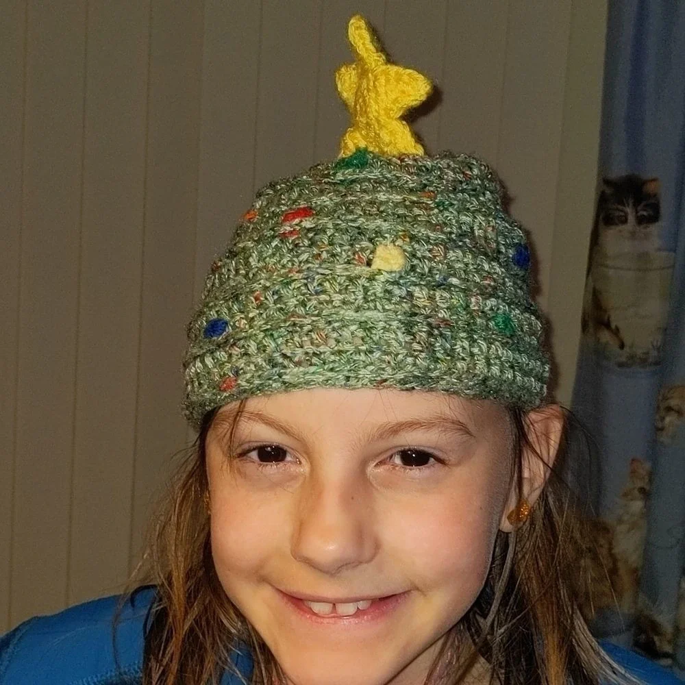 Holiday ‎ Handknitted Youth Xmas Hat holiday cute